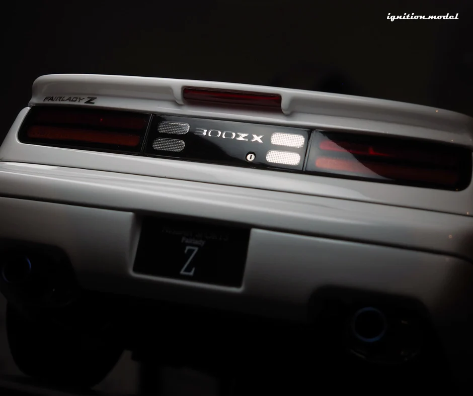 Ignition Model IG3424 1/18 Nissan Fairlady Z Z32 300ZX 2by2 White Resin