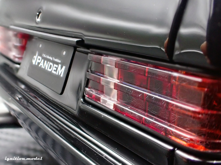 Ignition Model IG3769 1/18 Pandem 190 Black Widebody