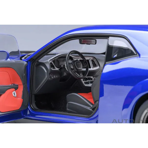 AUTOart 71772 1/18 Dodge Challenger R/T Scat Pack Widebody 2022 Indigo Blue