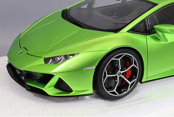 AUTOart 79215 1/18 Lamborghini Huracan EVO Coupe N/A Pearl Green