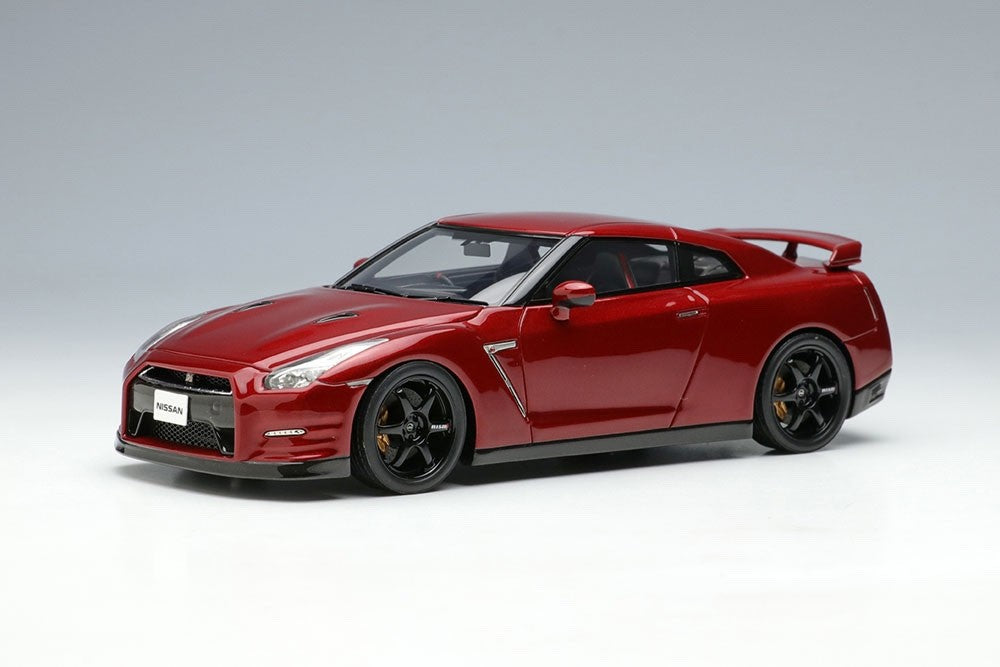 EIDOLON EM683A 1/43 Nissan GT-R Track Edition Nismo 2015 Gold Flake Red Pearl