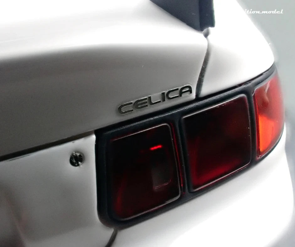 Ignition Model IG3675 1/18 Toyota Celica GT-FOUR ST205 White Resin