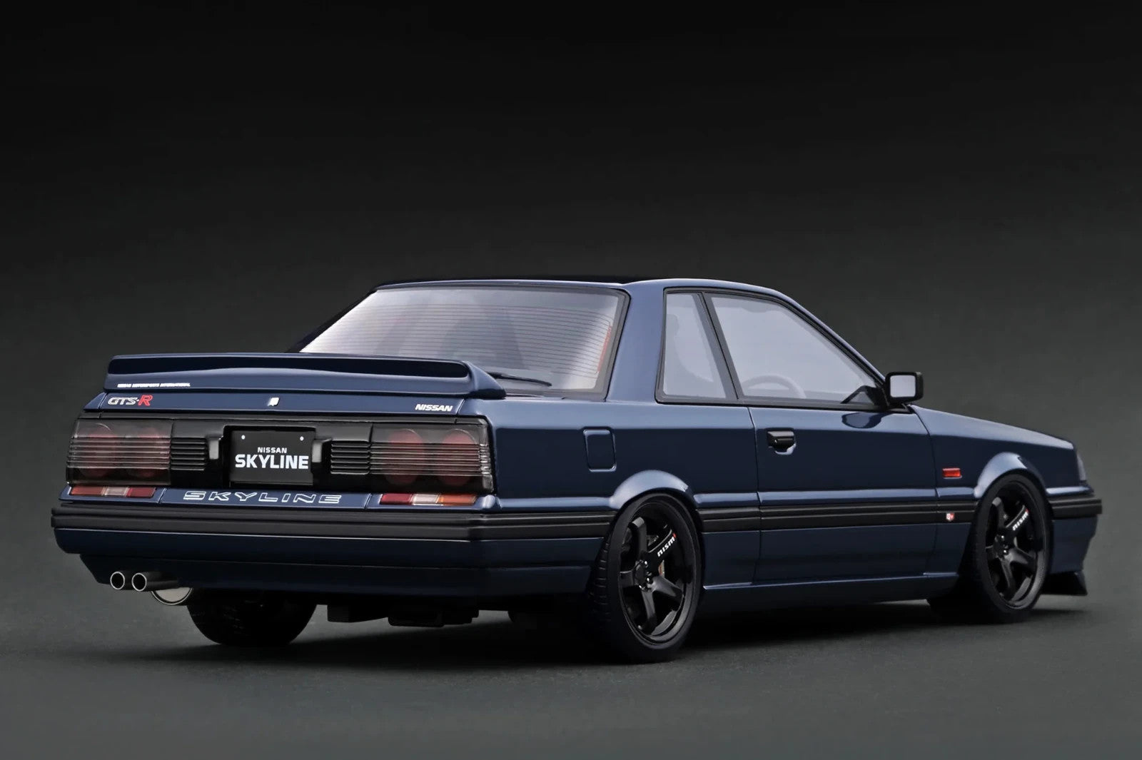 Ignition Model IG4009 1/18 Nissan Skyline GTS-R R31 Blue Black Resin