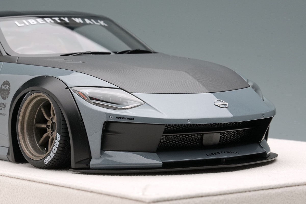 Make Up EIDOLON EML137C 1/18 LB nation Nissan Fairlady Z RZ34 Gray Limited 60pcs