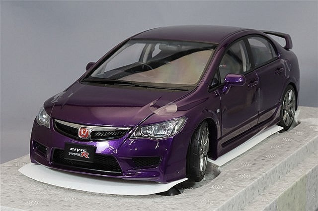 MOTORHELIX FS-M85407 1/18 Honda Civic Type R FD2 2007 Violet