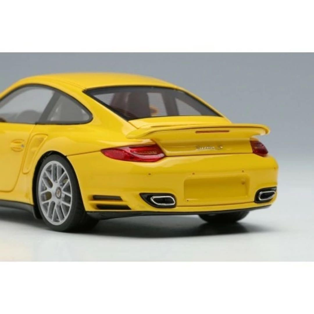 Make Up EIDOLON EM604J 1/43 Porsche 911 997.2 Turbo S Speed Yellow 2011
