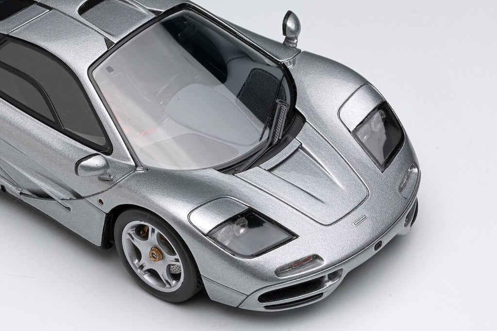 Make Up Eidolon EM748A 1/43 McLaren F1 Road Car 1994 Magnesium Silver