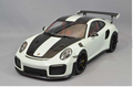 AUTOart 78171 1/18 Porsche 911 991.2 GT2 RS Weissach White/Carbon