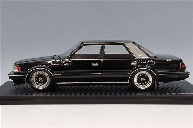 Ignition Model IG3827 1/18 Toyota Crown 2.8 Royal Saloon G 120 Black Resin