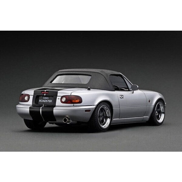 Ignition Model - IG3202 1/18 Eunos Roadster (NA) Silver — With Engine