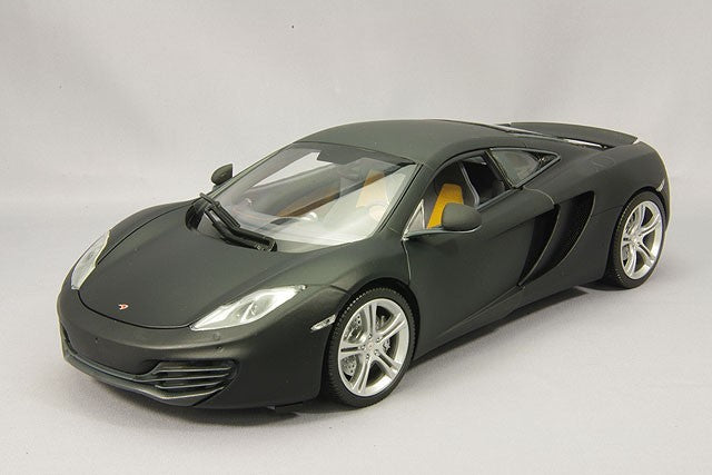 Minichamps MC110133024 1/18 McLaren MP4-12C 2011 Gray Die-cast