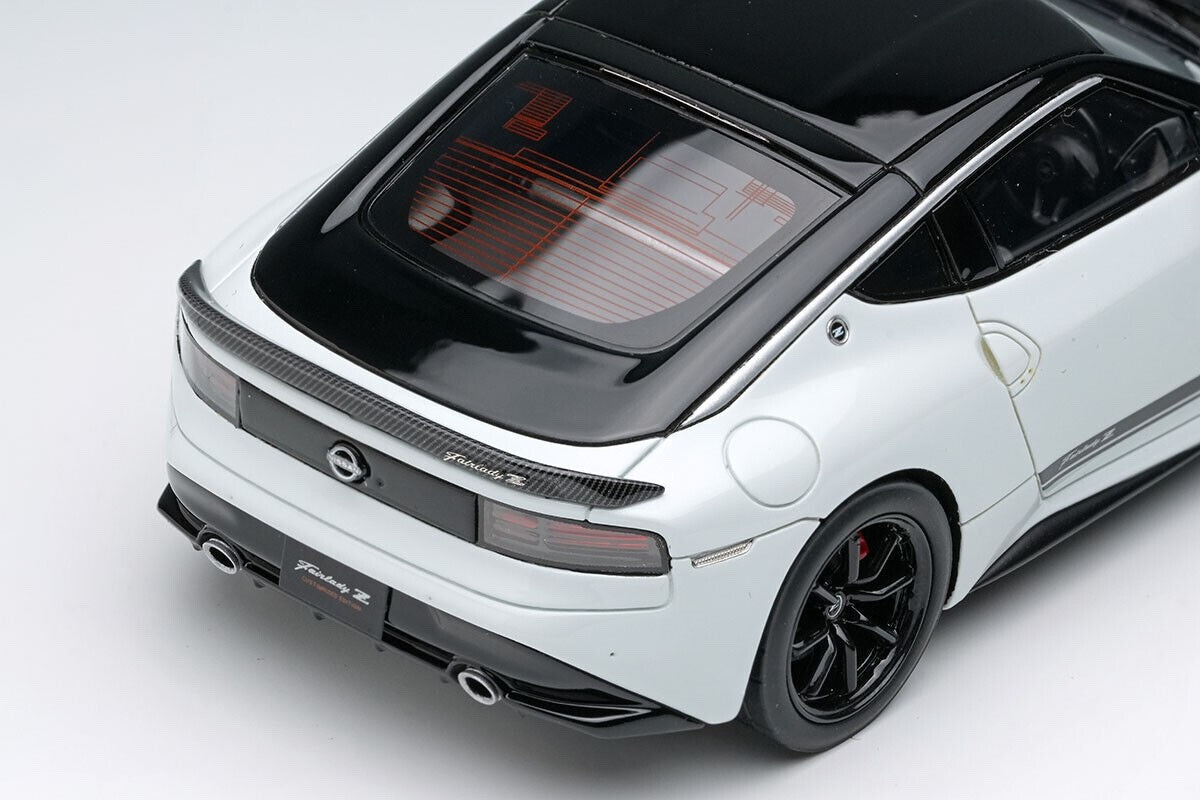 Make UpEidolon EM735B 1/43 Nissan Fairlady Z Customized Edition 2024 White/Black