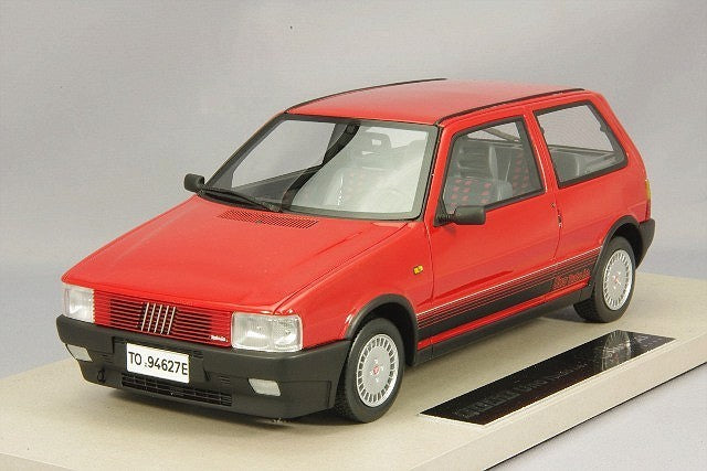 TOPMARQUES TOP02R 1/18 Fiat Uno Turbo Red Resin