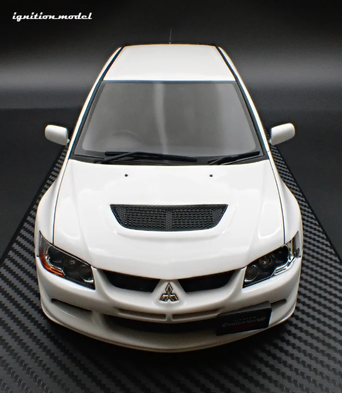 Ignition Model IG3835 1/18 Mitsubishi Lancer Evolution VIII MR CT9A White