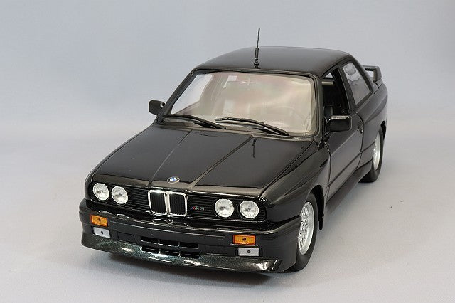 Minichamps MC180020306 1/18 BMW M3 E30 1987 Black Die-cast
