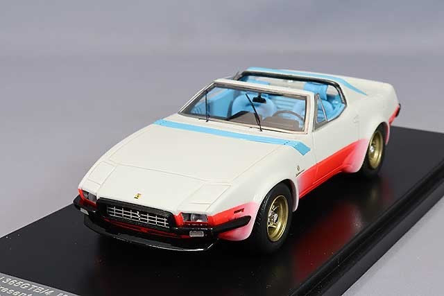 Matrix MXR40604-024 1/43 Ferrari 365 GTB/4 NART Michelotti 1975 White/Red Resin