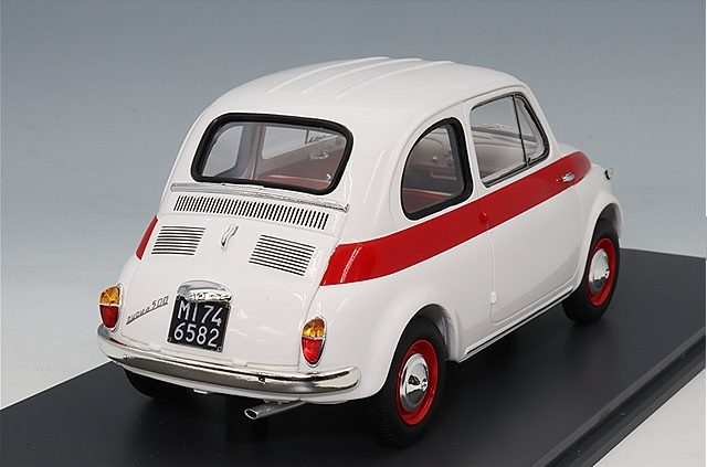 Schuco SC18U00024 1/18 Fiat 500 Sport 1958 White Resin