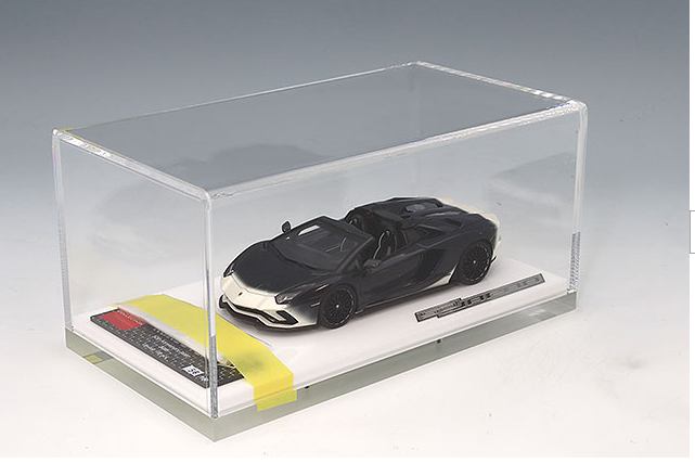 EIDOLON EM767C 1/43 Lamborghini Aventador S Roadster 50th Japan 2018 Bianco