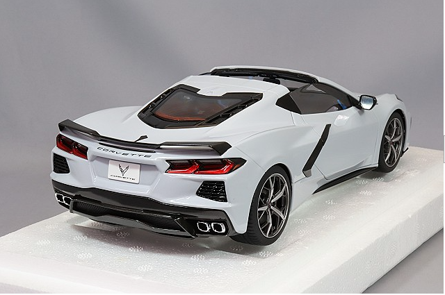 AUTOart 71284 1/18 Chevrolet Corvette C8 Stingray Z51 Gray Metallic
