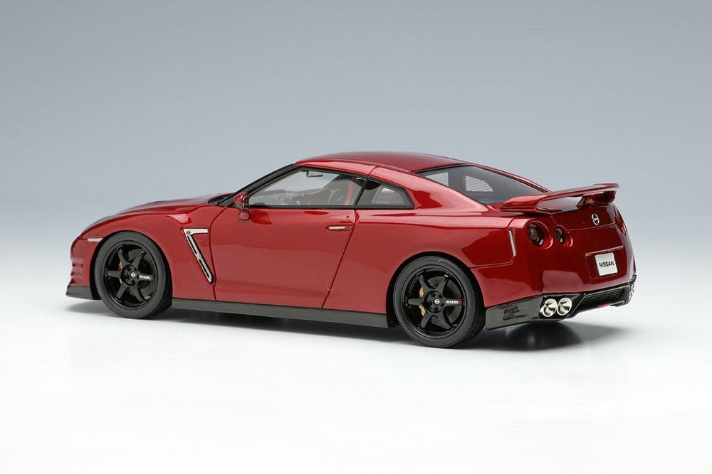 EIDOLON EM683A 1/43 Nissan GT-R Track Edition Nismo 2015 Gold Flake Red Pearl