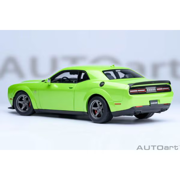 AUTOart 71769 1/18 Dodge Challenger SRT Super Stock 2023 Green Diecast