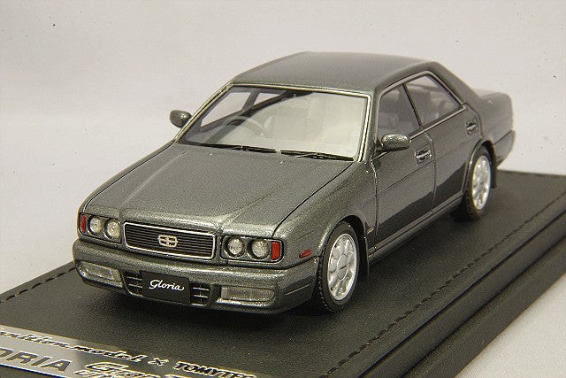 ignition model x Tomytec T-IG4317 1/43 Nissan Gloria Y32 Dark Gray Pearl