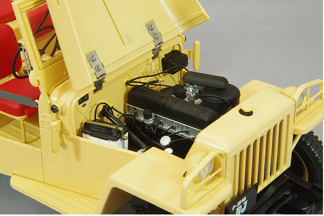 Kyosho KS08959BE 1/18 Toyota Land Cruiser BJ Classic 4x4 Beige Diecast