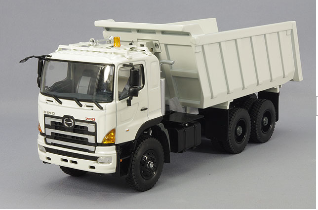 Kyosho HINO-700ZS 1/43 Hino Motors 700ZS 6x4 Dump Truck White Diecast
