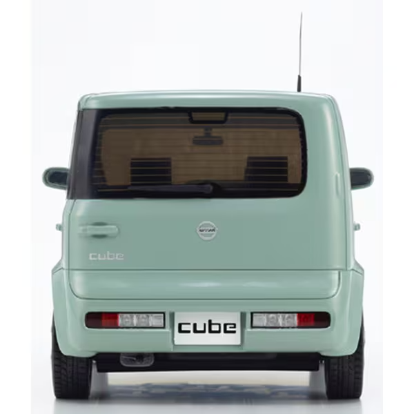 Kyosho KSR18060AM - 1/18 Nissan Cube Aqua Mint [Resin Cast Mini Car]