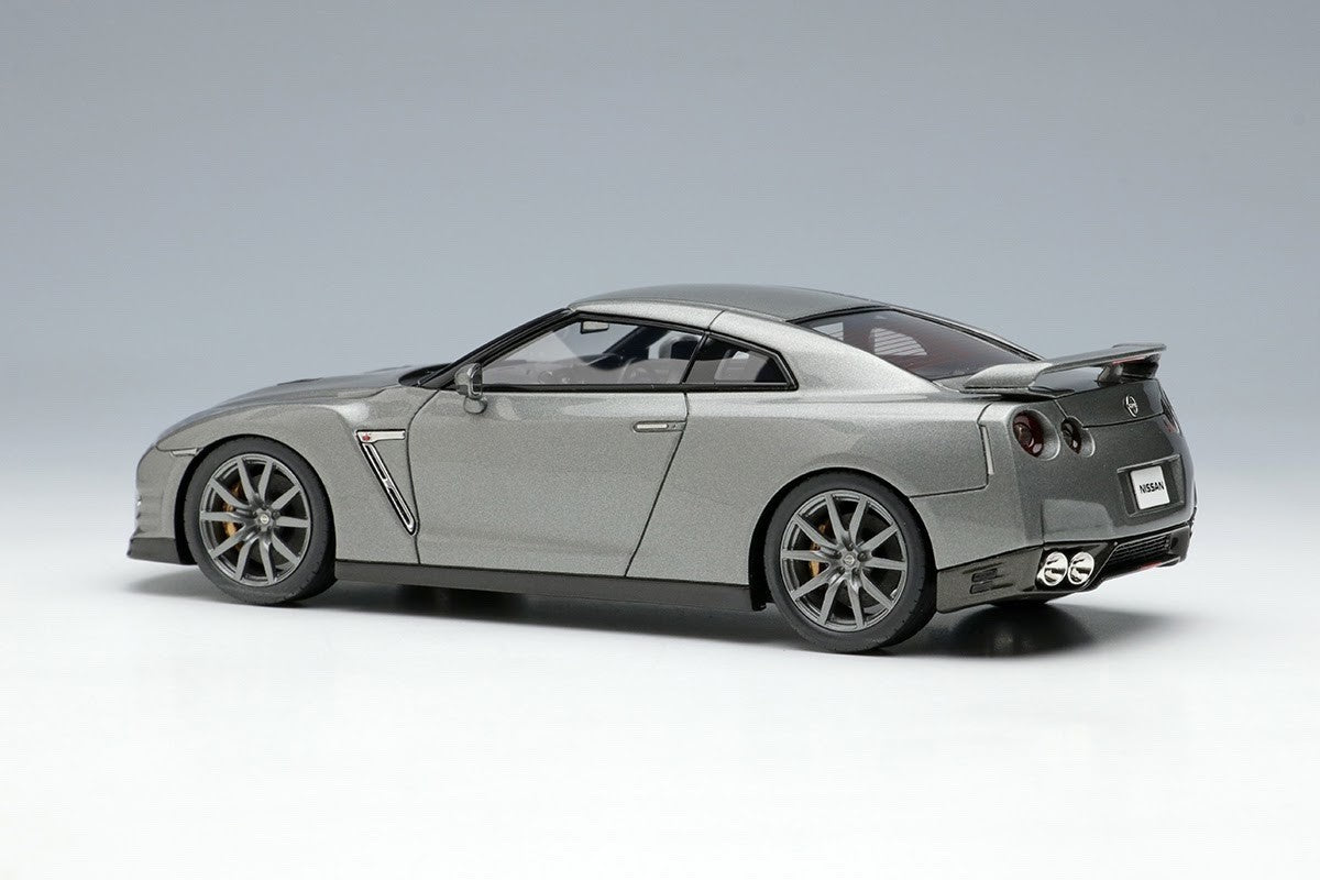 Make Up EIDOLON EM414E 1/43 Nissan GT-R R35 Dark Metal Gray Metallic 2014