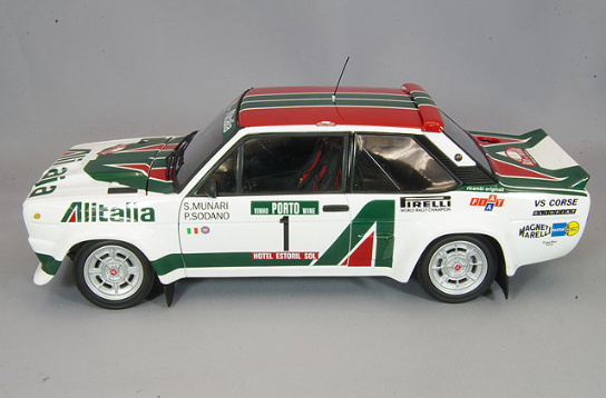 Kyosho KS08376B 1/18 Fiat 131 Abarth Rally 1978 Portugal #1 Diecast