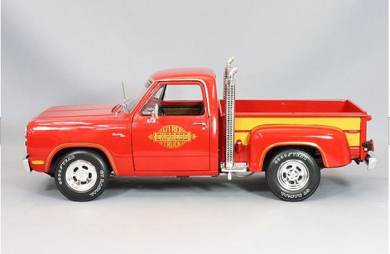 Auto World KS-AW319 1/18 Dodge D100 Utiline Pickup 1979 Red Lil Red Truck