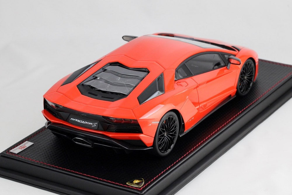 MR Collection LAMBO27C 1/18 Lamborghini Aventador S 2017 Arancio Argos Resin