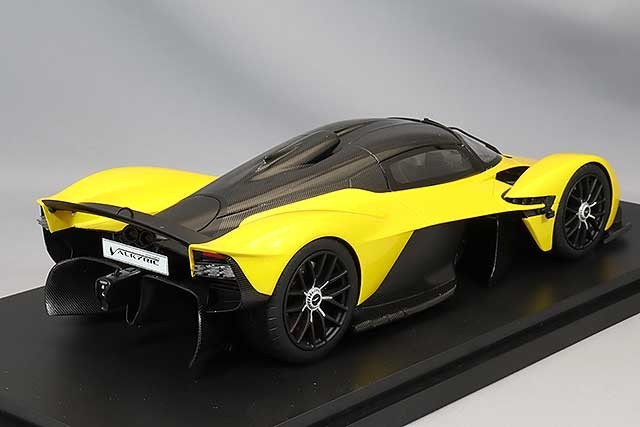 TOP SPEED TS0538 1/18 Aston Martin Valkyrie Sunburst Yellow