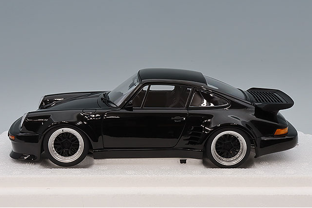 AUTOart 78158 1/18 Porsche 911 930 Turbo Wangan Midnight Blackbird