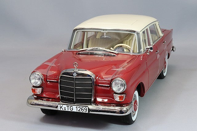 Norev NO183706 1/18 Mercedes-Benz 200 1966 Red Die-cast