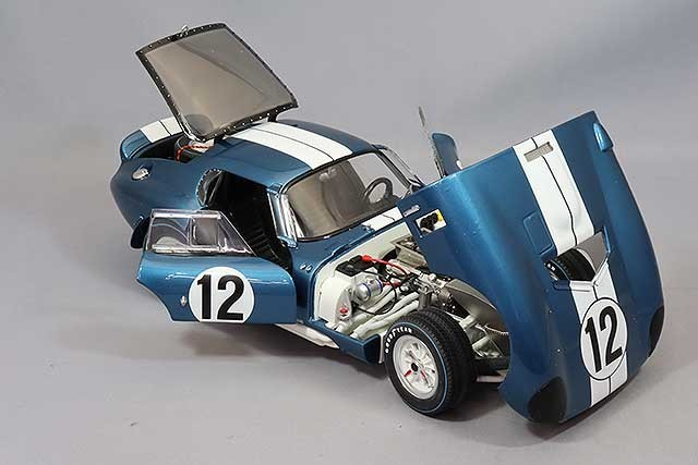EXOTO RLG18012B 1/18 Shelby Cobra Daytona 1965 Le Mans No.12