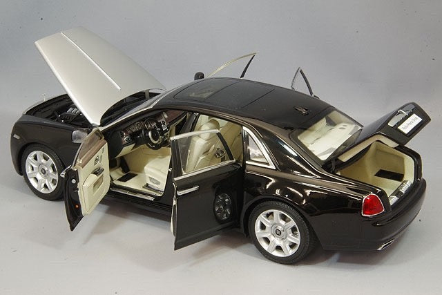 Kyosho Rolls-Royce Ghost 1/18 Die-Cast Black & Silver Model Car KS08802BKS2 NEW