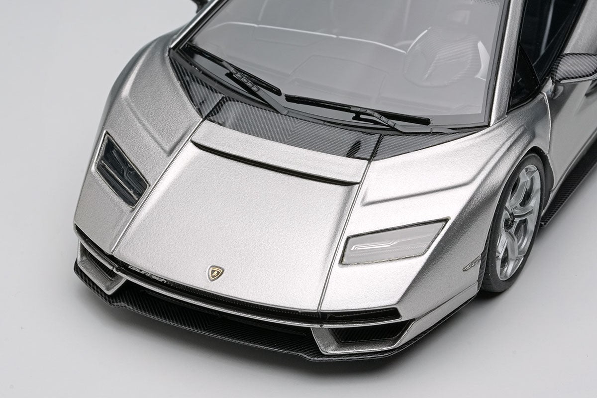 Make Up EIDOLON EM740F 1/43 Lamborghini Countach LPI 800-4 2022 Silver Resin
