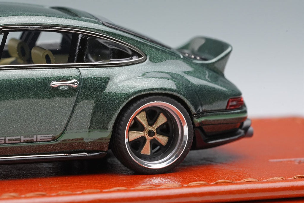 Make Up Titan64 TM004E 1/64 Singer DLS Goodwood Festival of Speed 2021 Oak Green