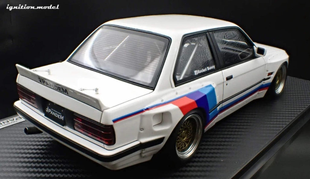 Ignition Model IG3714 1/18 BMW Pandem 30 White Mesh Wheels Gold