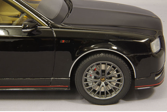 Kyosho KSR18046BK 1/18 Toyota Century GRMN Samurai Limited Black Resin