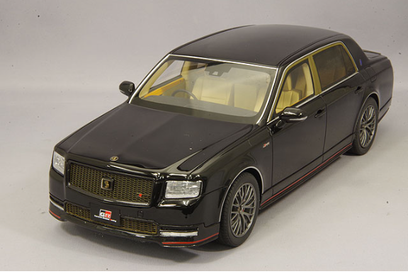 Kyosho KSR18046BK 1/18 Toyota Century GRMN Samurai Limited Black Resin