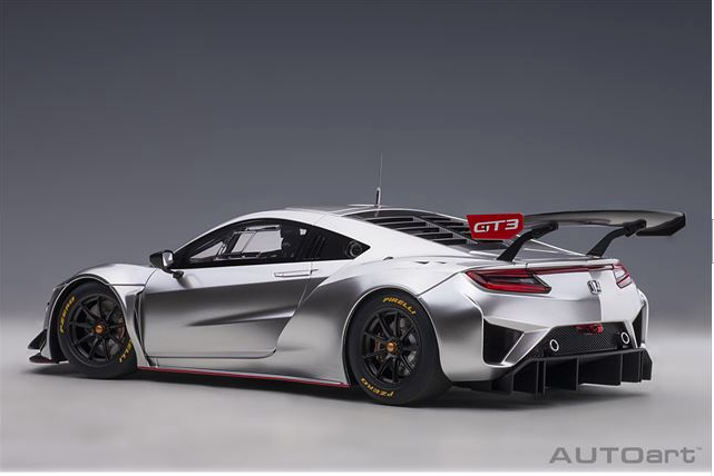 AUTOart Aa81897 1/18 Honda NSX GT3 Super GT Race Car 2018 Hyper Silver