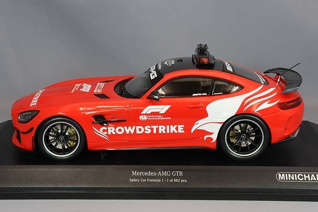 Minichamps MC155036095 1/18 Mercedes AMG GT-R 2021 Safety Car