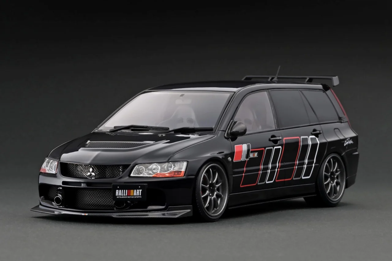 Ignition Model IG2770 1/18 Mitsubishi Lancer Evolution Wagon CT9W RALLIART Black