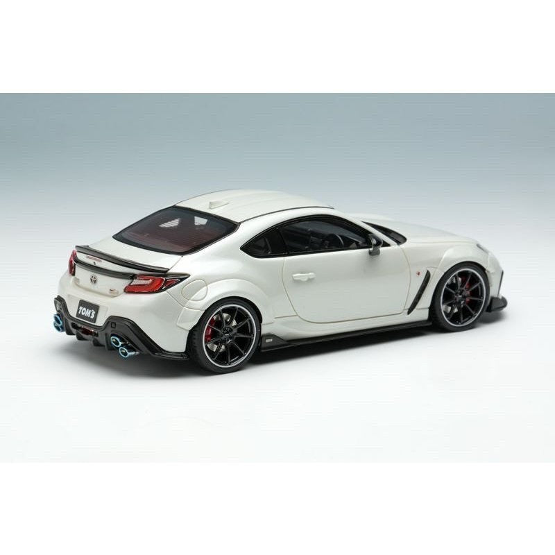 EIDOLON EM725B – 1/43 TOM’S GR86 Wide Body 2022 “Crystal White Pearl” Resin