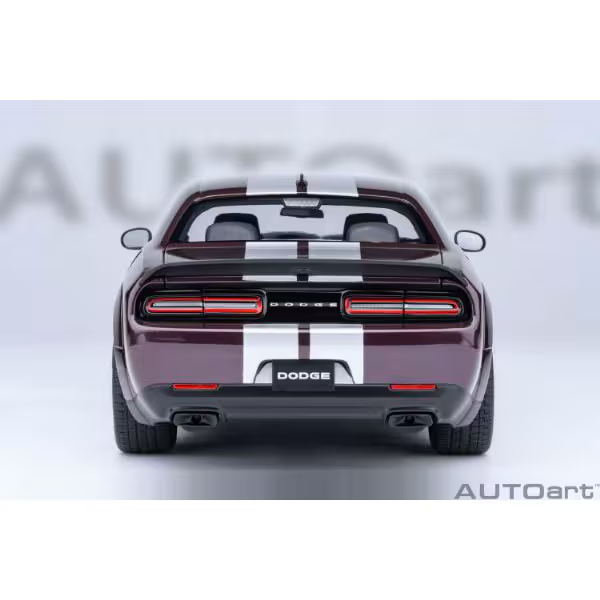 AUTOart 71762 1/18 Dodge Challenger SRT Jailbreak 2022 Purple Diecast