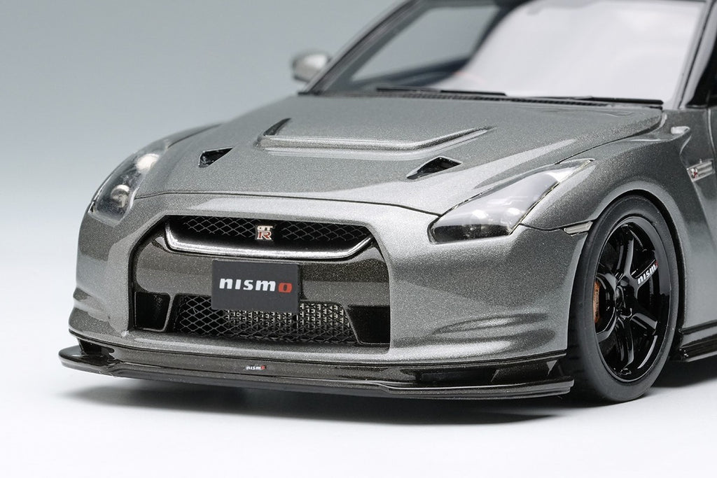 Make Up EIDOLON EM703 1/43 Nissan GT-R Nismo R35 CRS Ver. 2008 Resin