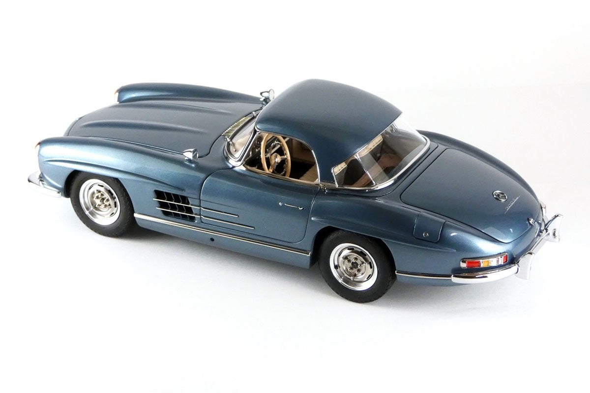CMC M-283 1/18 Mercedes-Benz 300 SL W198 Roadster Hardtop 1957 Blue Metallic Die